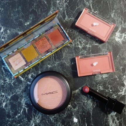 山海シリーズ 4色アイシャドウパレット 05 花象 elephant/GirlCult/アイシャドウパレットを使ったクチコミ(3枚目)