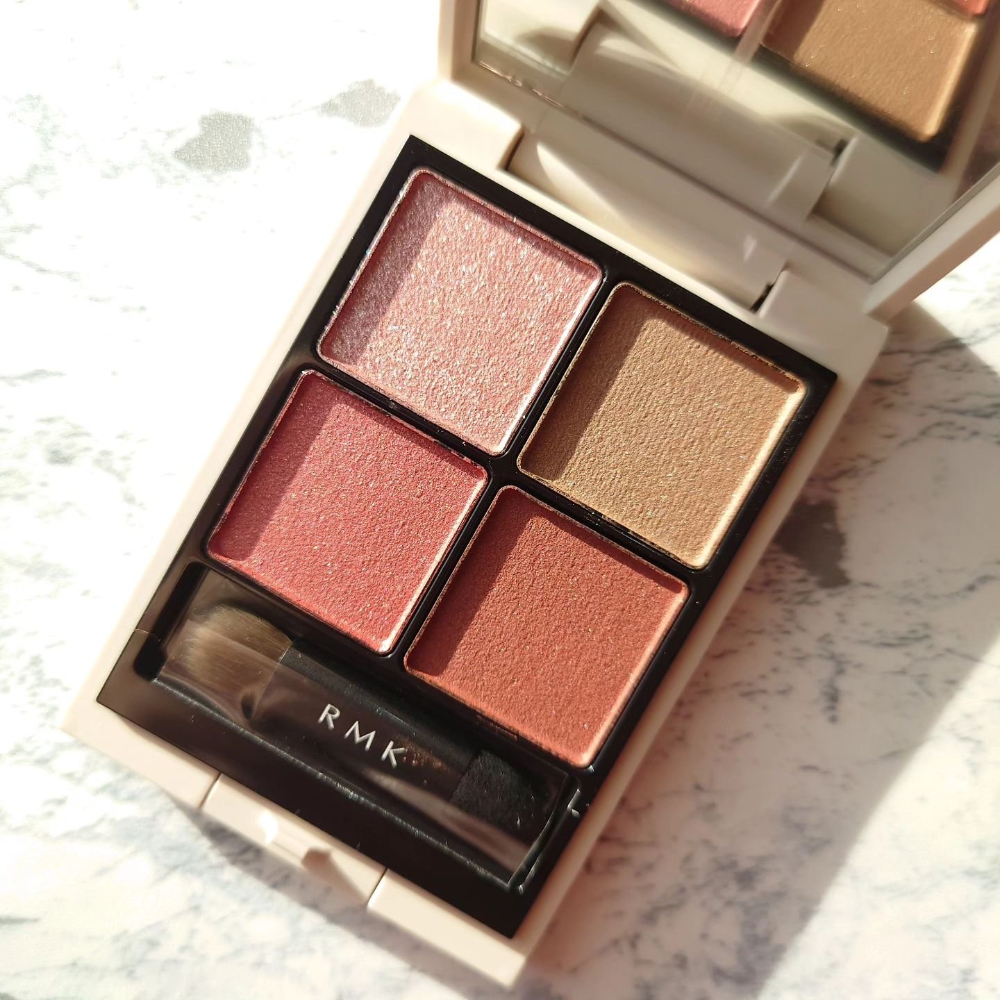 RMK シンクロマティック アイシャドウパレット/RMK/アイシャドウパレットを使ったクチコミ（3枚目）