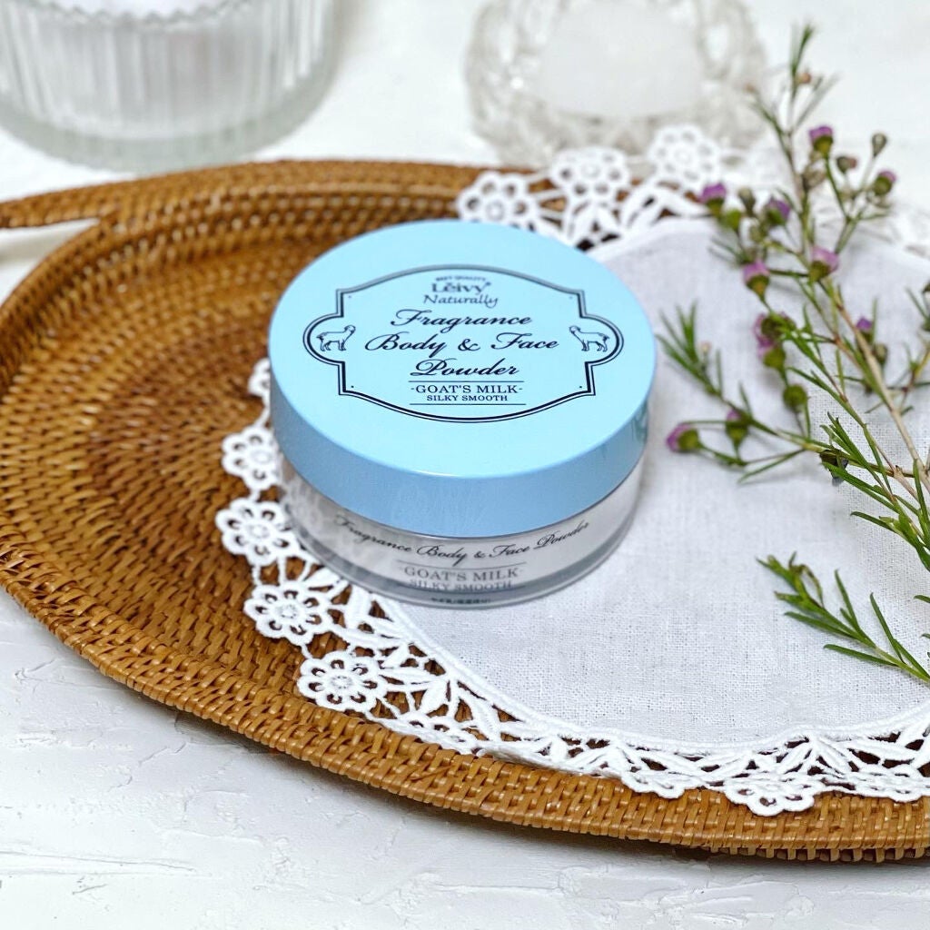 フレグランス ボディ&フェイスパウダー ゴートミルク/Leivy/ルースパウダーを使ったクチコミ(2枚目)