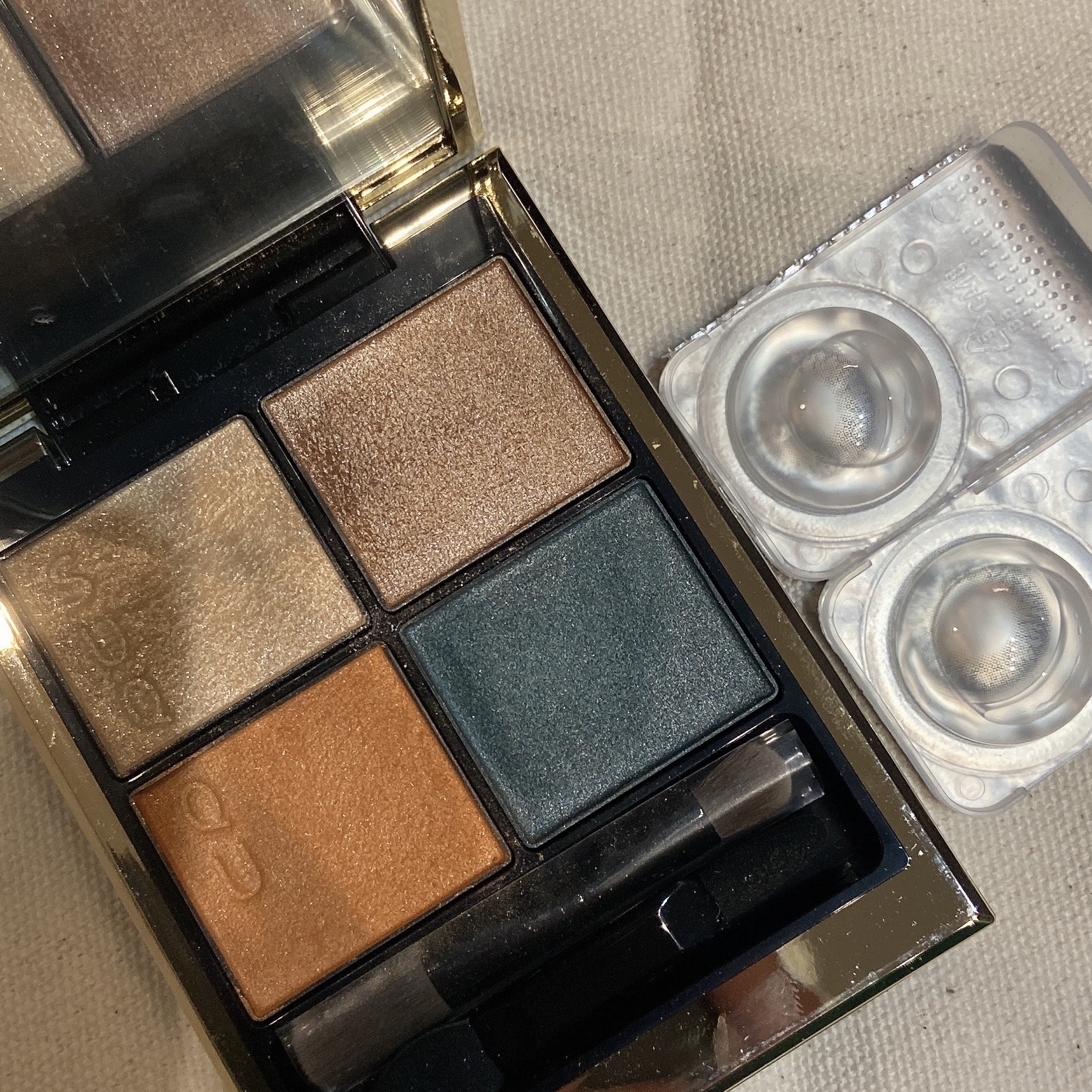 シグニチャー カラー アイズ 08 風撫 -KAZENADE-/SUQQU/アイシャドウパレットを使ったクチコミ（1枚目）