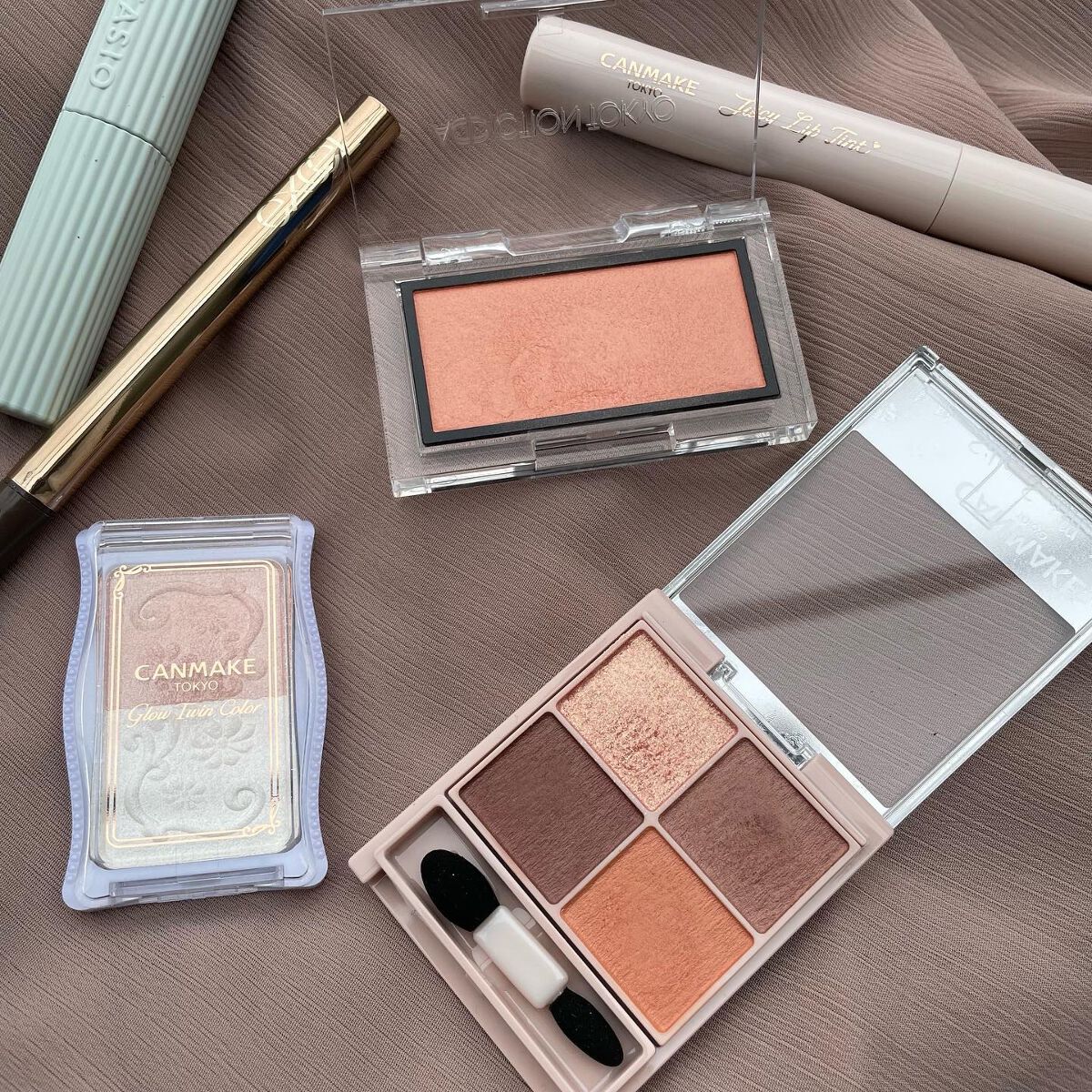 グロウツインカラー/キャンメイク/アイシャドウパレットを使ったクチコミ（2枚目）