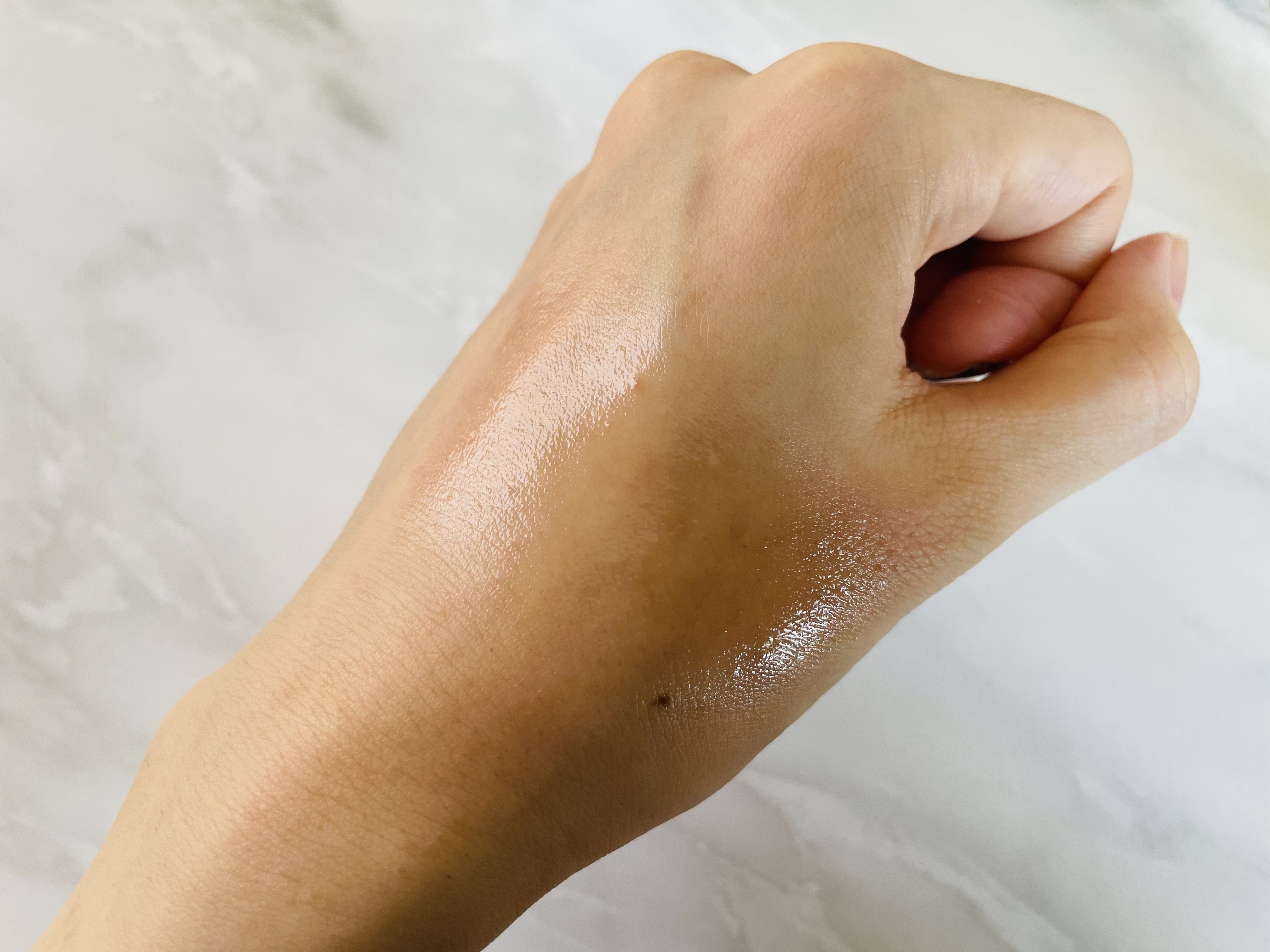 はりつや美容オイル/MOOKLOOK/フェイスオイルを使ったクチコミ（3枚目）