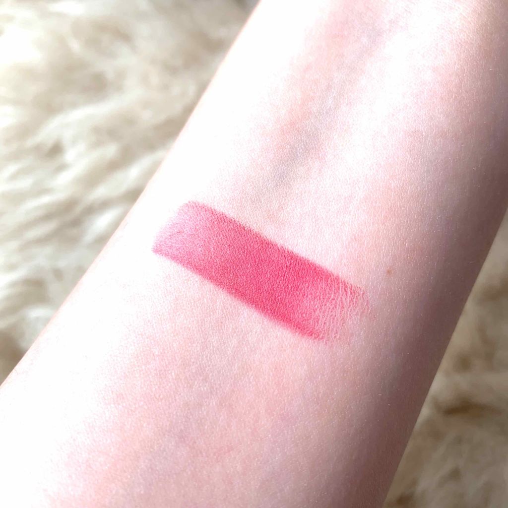 ルージュ アリュール ヴェルヴェット/CHANEL/口紅を使ったクチコミ（3枚目）