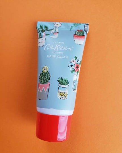 ハンドクリーム マンダリン&ピオニーの香り/CathKidston/ハンドクリームを使ったクチコミ(1枚目)