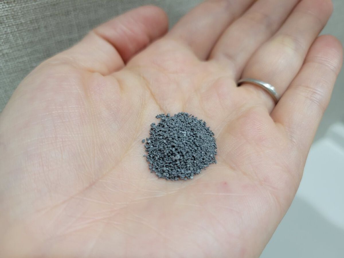 漆黒ミネラルパウダーウォッシュ/fonskin/洗顔パウダーを使ったクチコミ（3枚目）