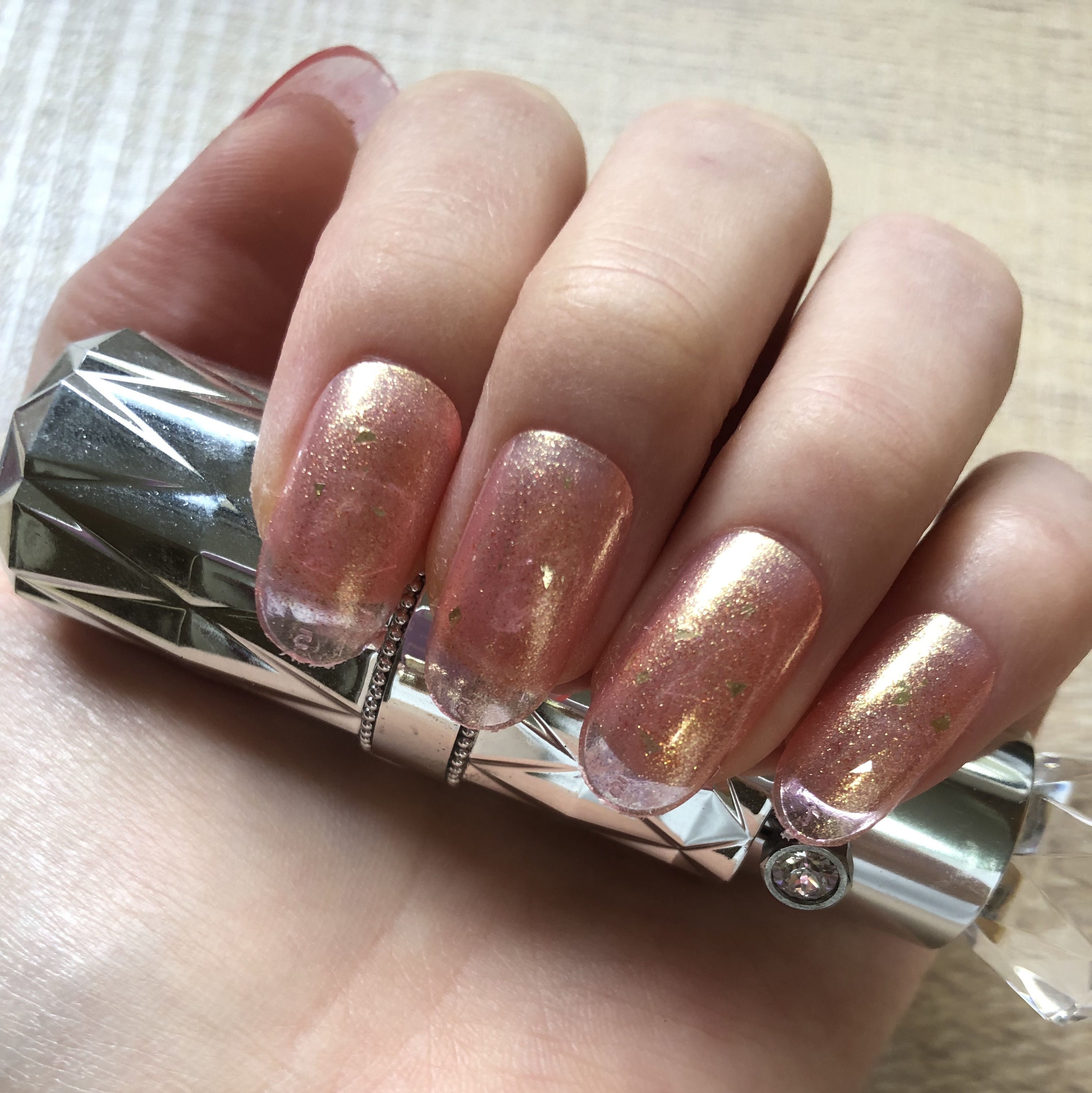 カラフルネイルズ/キャンメイク/マニキュアを使ったクチコミ（2枚目）