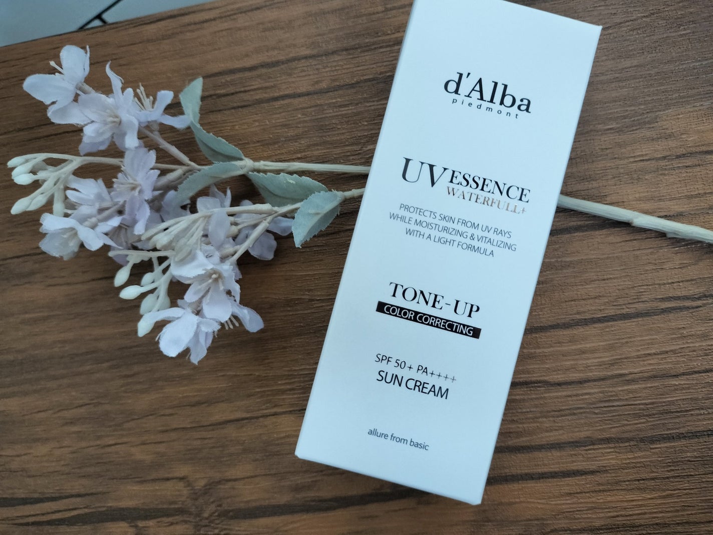 ウォータフルトーンアップサンクリーム/ダルバ/日焼け止めクリームを使ったクチコミ(1枚目)