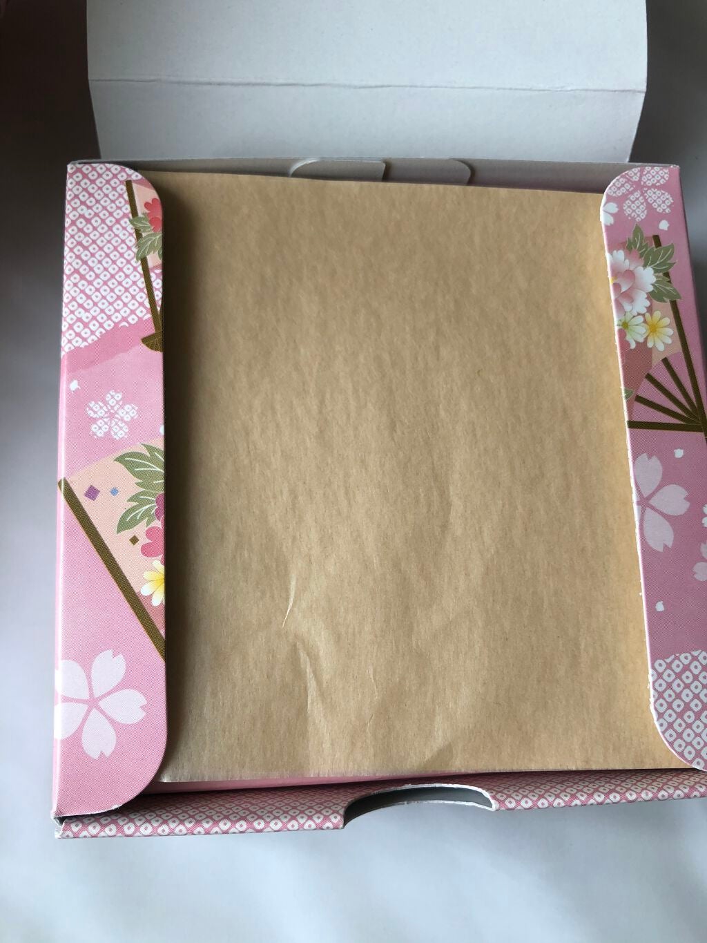 あぶらとり紙(卓上BOXタイプ)/DAISO/あぶらとり紙を使ったクチコミ(2枚目)