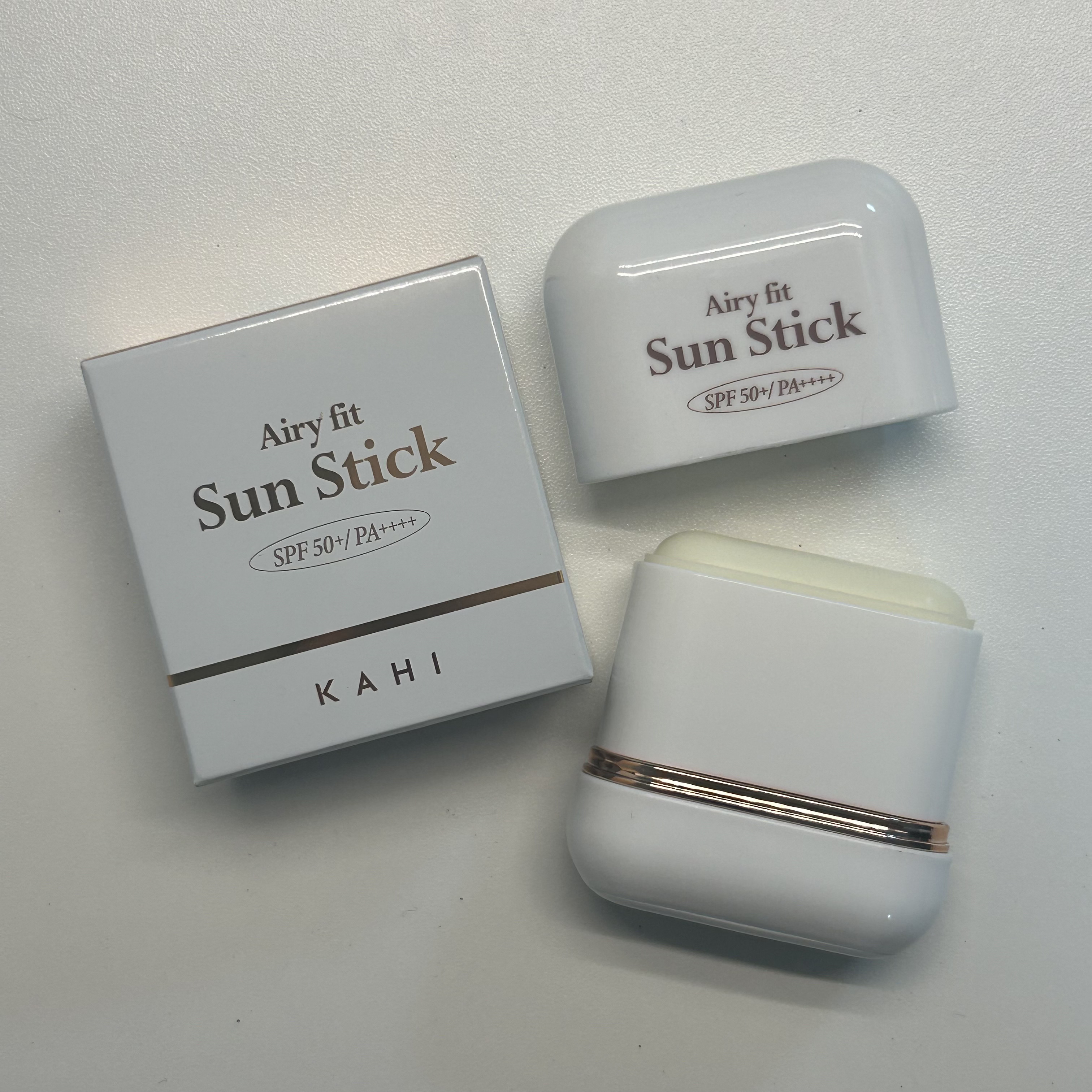 エアリーフィットサンスティック/KAHI/日焼け止めスティックを使ったクチコミ（2枚目）