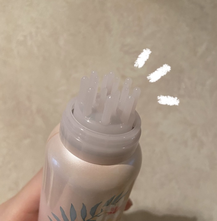 アイシーヘッドシャワー マンゴー& パッション ホワイトフローラル /JILL STUART/頭皮ローションを使ったクチコミ（2枚目）