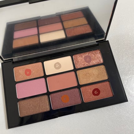 シルキースフレアイズ/キャンメイク/アイシャドウパレットを使ったクチコミ(3枚目)