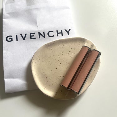 ローズ・パーフェクト/GIVENCHY/リップケア・リップクリームを使ったクチコミ（3枚目）