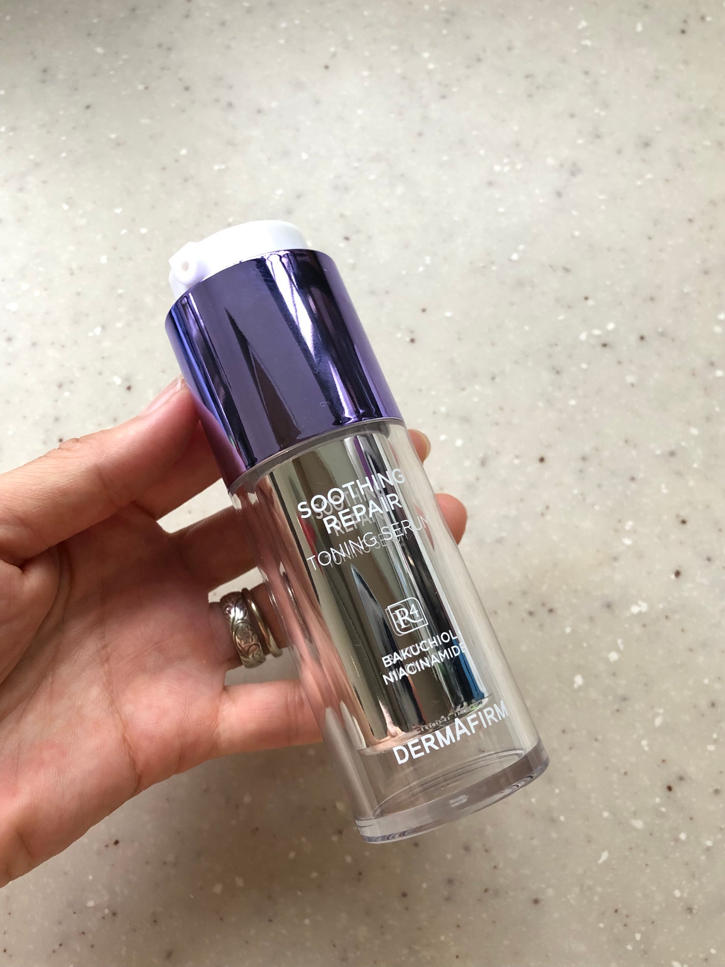 SOOTHING REPAIR TONING SERUM R4/ダーマファーム/美容液を使ったクチコミ(3枚目)