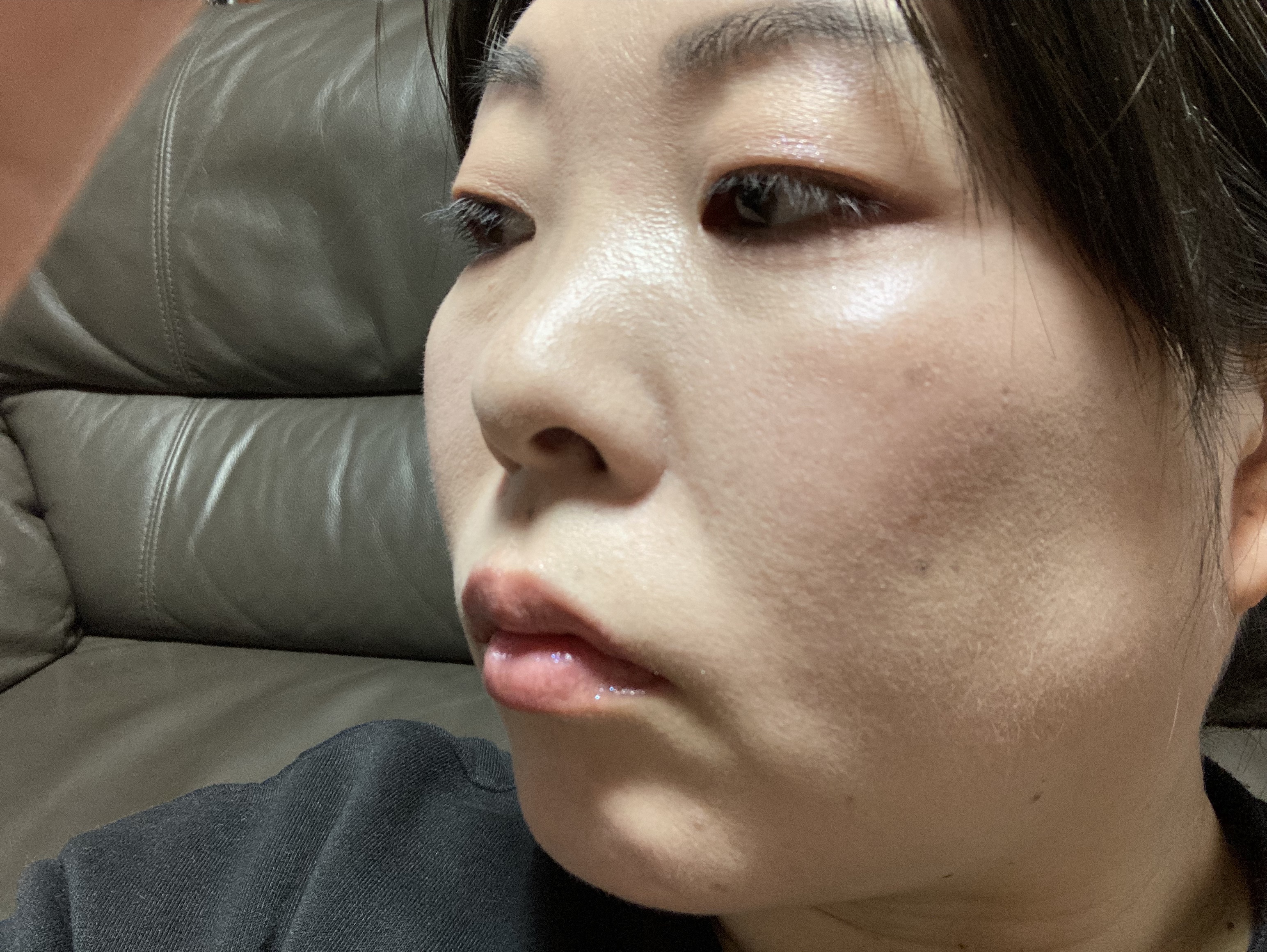 スーパー ラストラス ザ グロス 304 フロスト クイーン/REVLON/リップグロスを使ったクチコミ（3枚目）