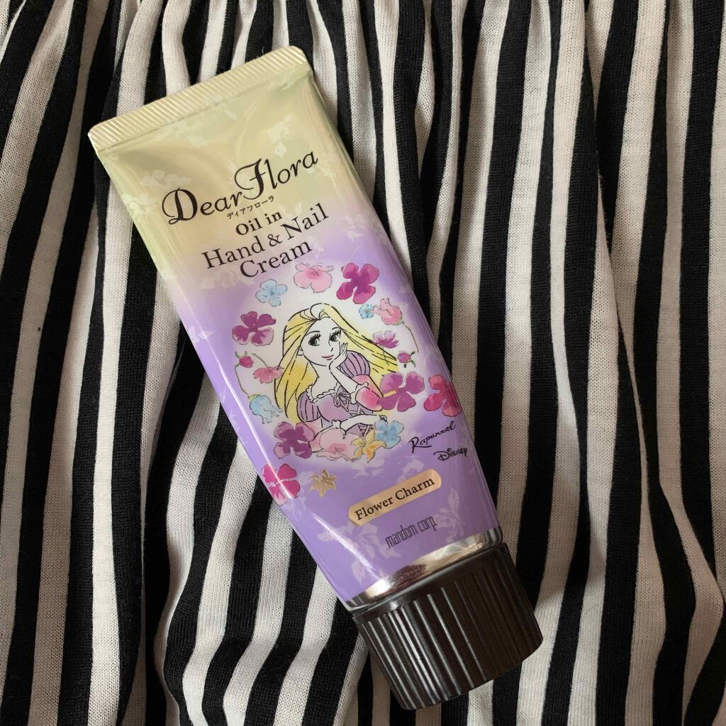 ディアフローラ オイルイン ハンド&ネイルクリーム フラワーチャーム/マンダム/ハンドクリームを使ったクチコミ(1枚目)