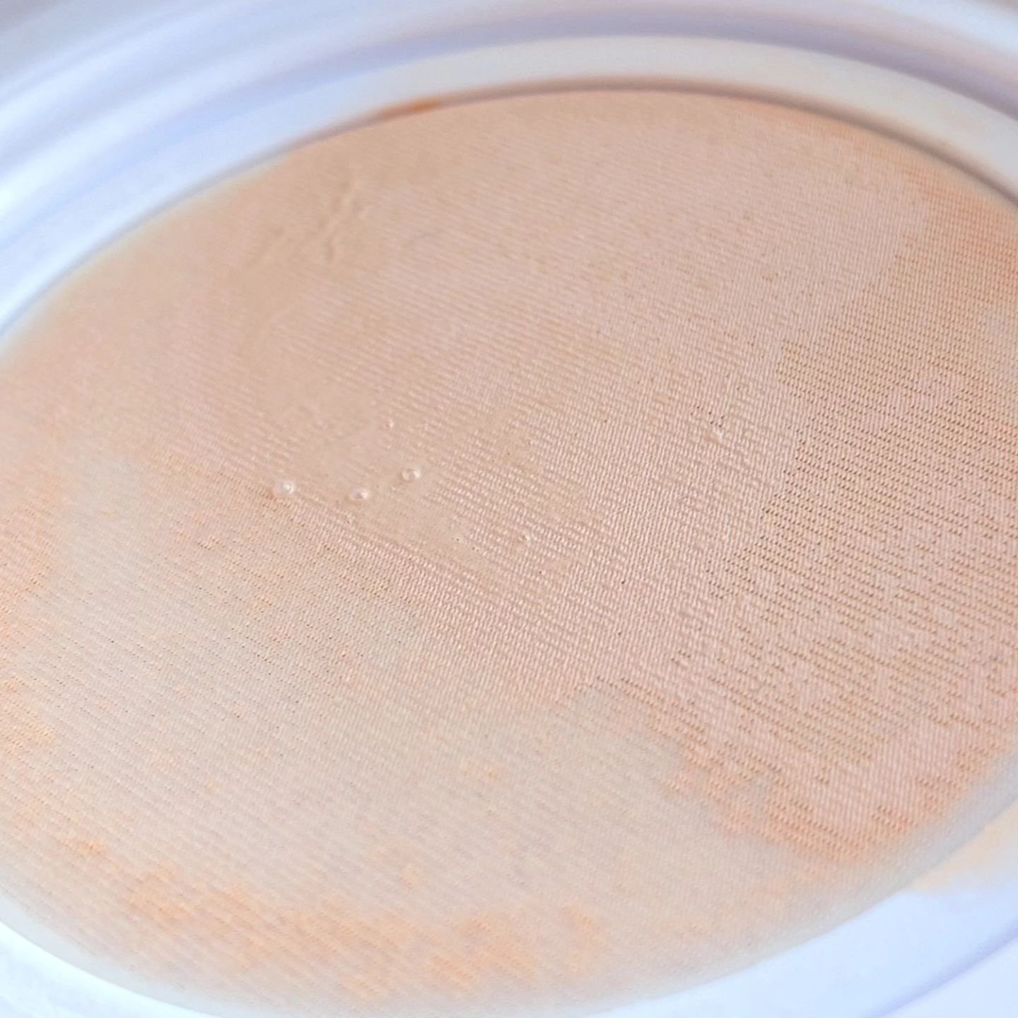 ウォーターグロウコーティングクッション/wakemake/クッションファンデーションを使ったクチコミ（3枚目）
