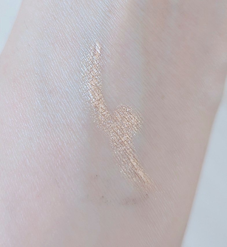 キラキラ アイシャドウ/ETUDE/スティックアイシャドウを使ったクチコミ（3枚目）