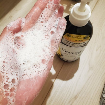 リフレッシングボディソープ(レモン&ベルガモットの香り)/Vitaming/ボディソープを使ったクチコミ(4枚目)