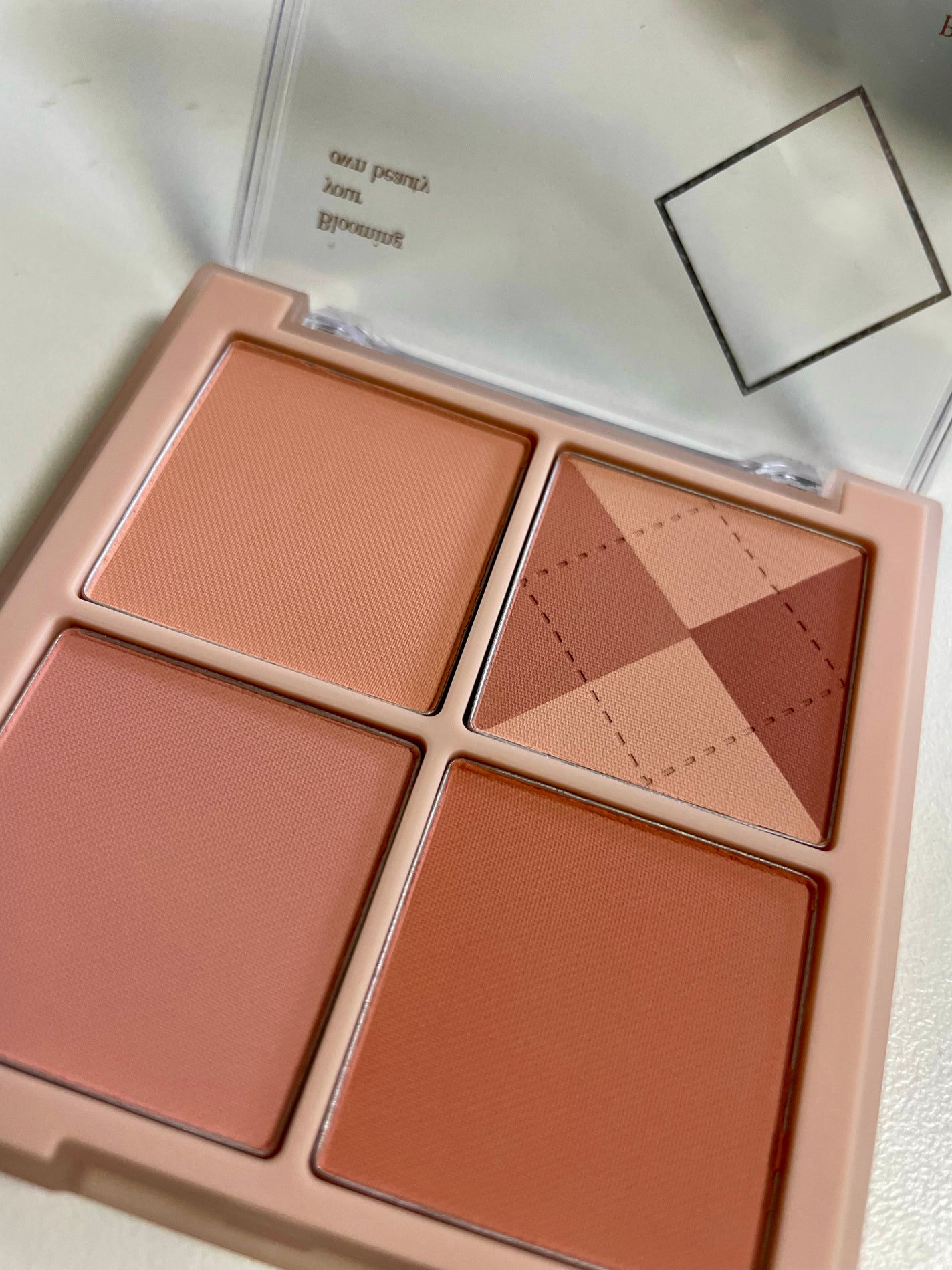 ブレンディングムードチーク/dasique/パウダーチークを使ったクチコミ(1枚目)