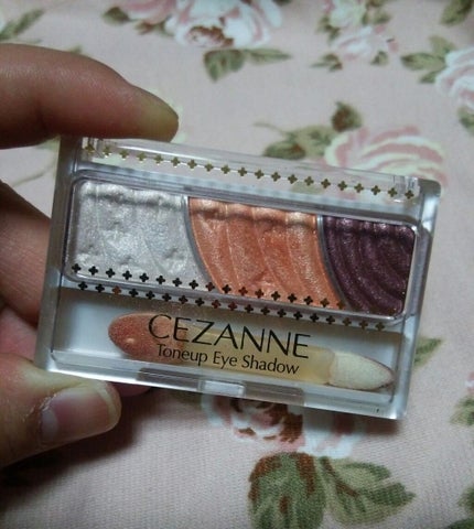 トーンアップアイシャドウ/CEZANNE/アイシャドウパレットを使ったクチコミ(1枚目)