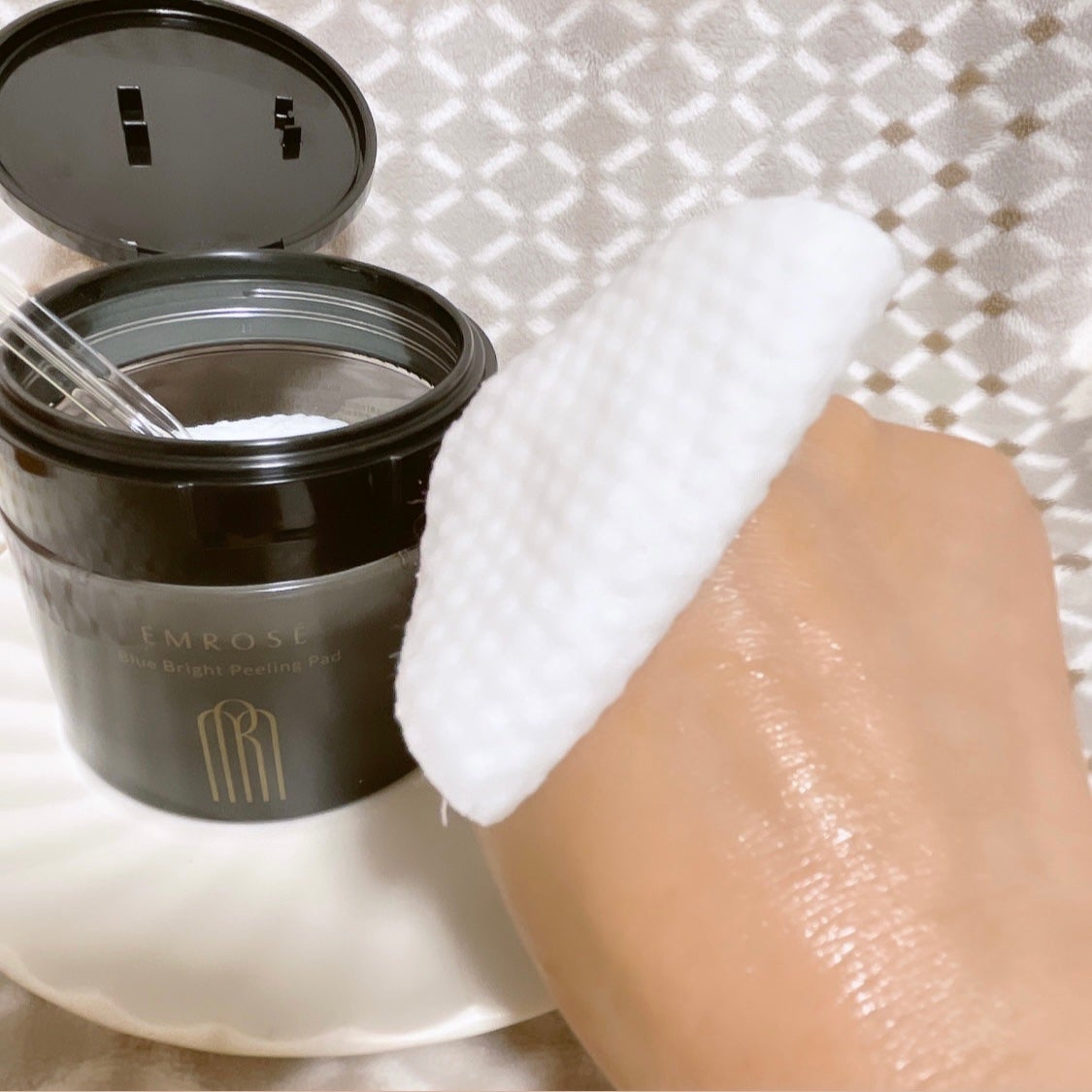 ブルーブライトピーリングパッド/EMROSÉ/トナーパッドを使ったクチコミ(6枚目)