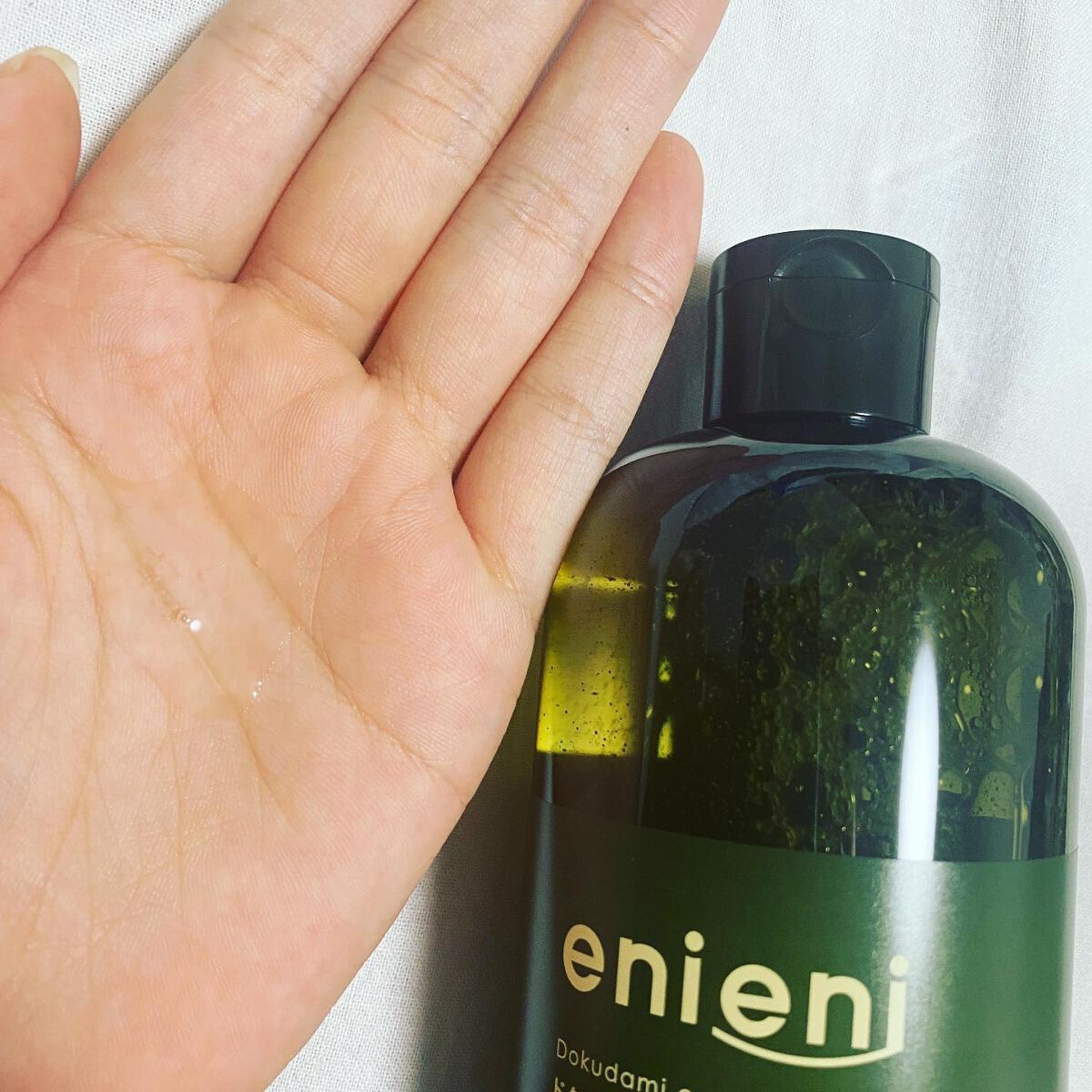ドクダミミルキークリーム/enieni /フェイスクリームを使ったクチコミ（3枚目）