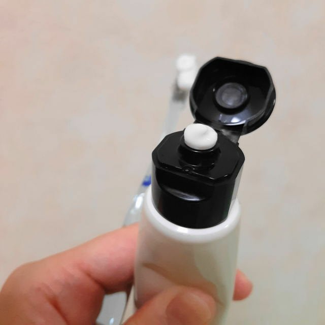 歯磨き堂 薬用ホワイトニングペースト プレミアム/歯磨き堂/歯磨き粉を使ったクチコミ(2枚目)