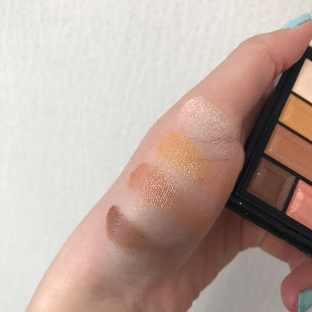 ショコラスウィート アイズ ソフトマット 102 ジャスミンショコラ（限定）/リンメル ロンドン/アイシャドウパレットを使ったクチコミ（3枚目）