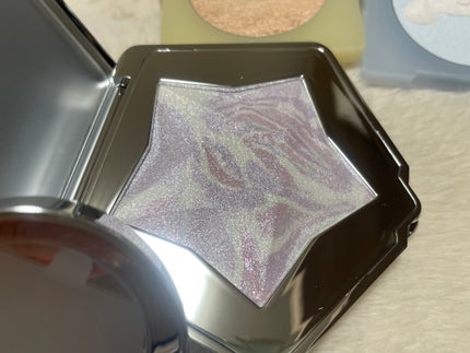 スターダストダイヤモンドハイライトパウダー/PERFECT DIARY/パウダーハイライトを使ったクチコミ(4枚目)