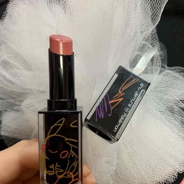 ルージュ アンリミテッド ラッカーシャイン＜2019年クリスマスコフレ限定＞ ロージー ショット/shu uemura/口紅を使ったクチコミ（1枚目）