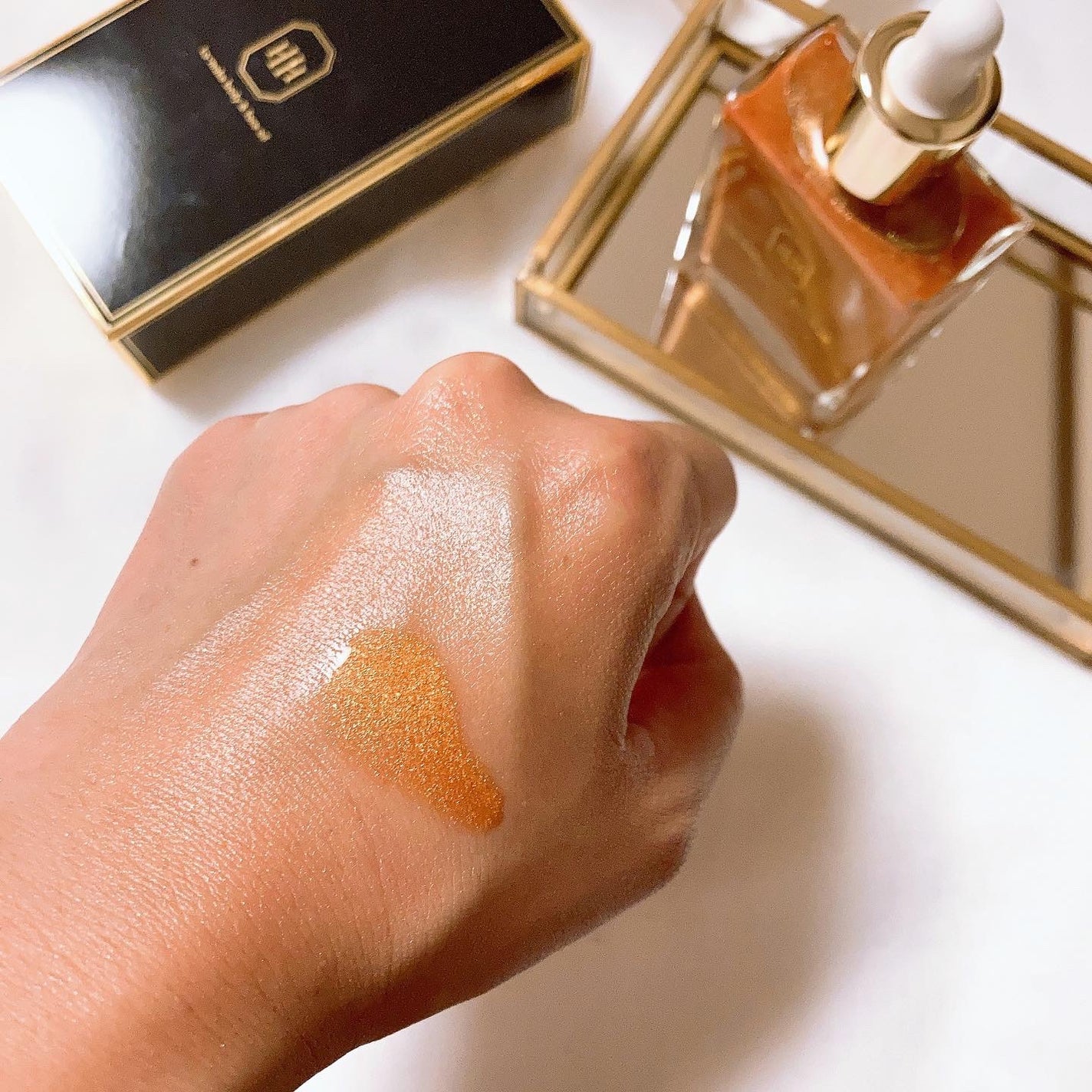 ラ・メイク ボディ&フェイスオイル/H×H/ボディオイルを使ったクチコミ(3枚目)