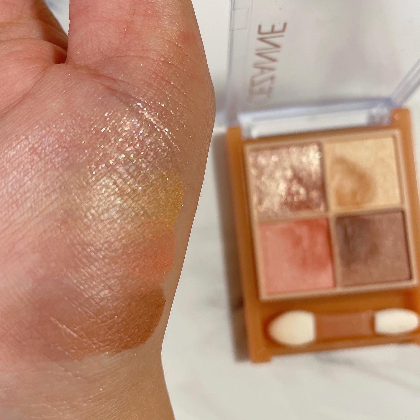 「密着アイライナー」ショート筆リキッド/デジャヴュ/リキッドアイライナーを使ったクチコミ(3枚目)