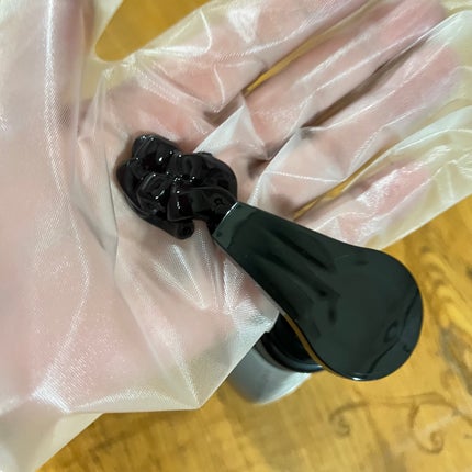 ミスクレオ on LIPS 「何げに鏡に写っている自分の髪に白髪を見つけるとテンションダダ下..」(4枚目)