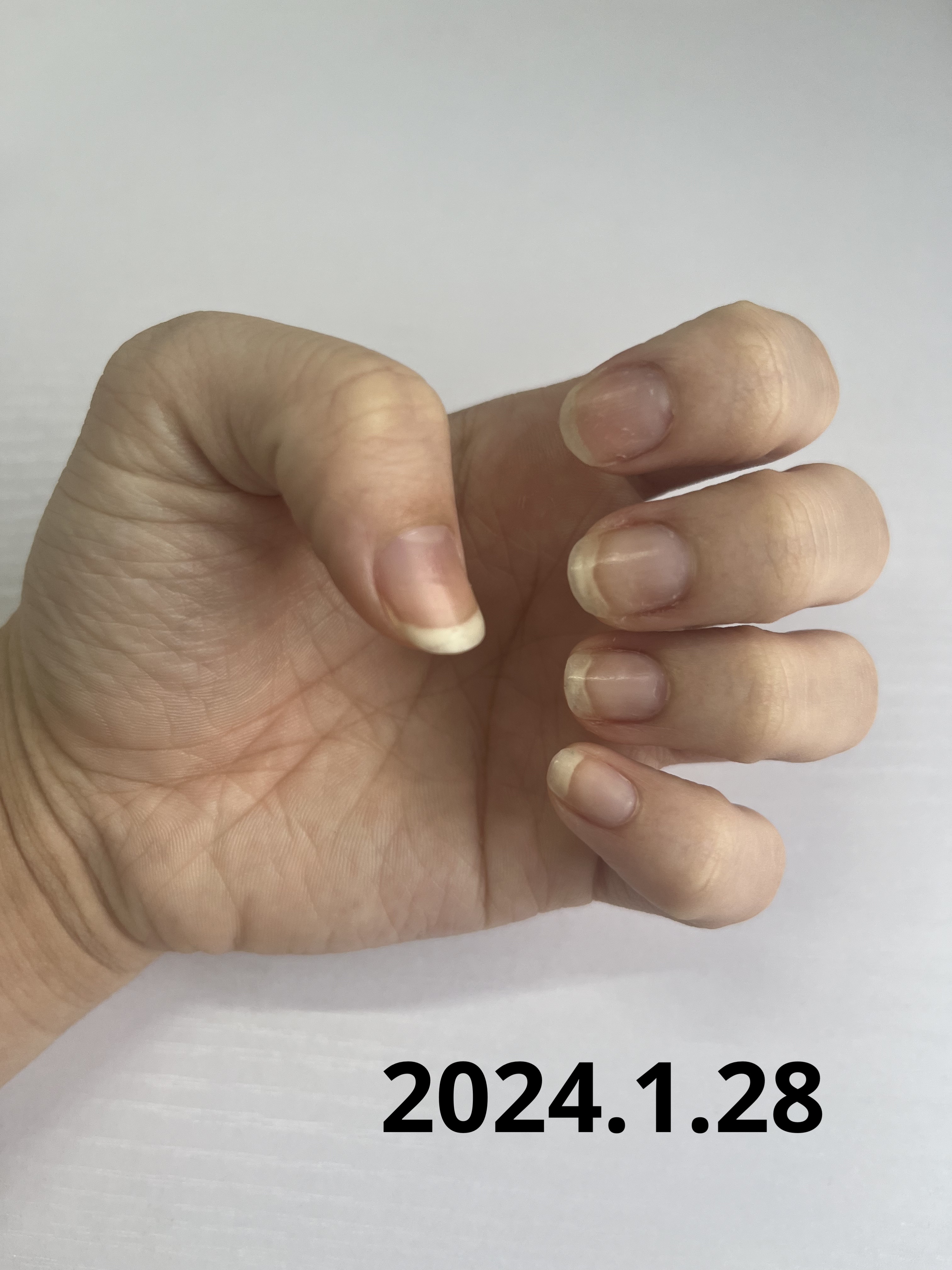 パーフェクトネイルコート/M･N･B･B/オールインワンネイルを使ったクチコミ（3枚目）