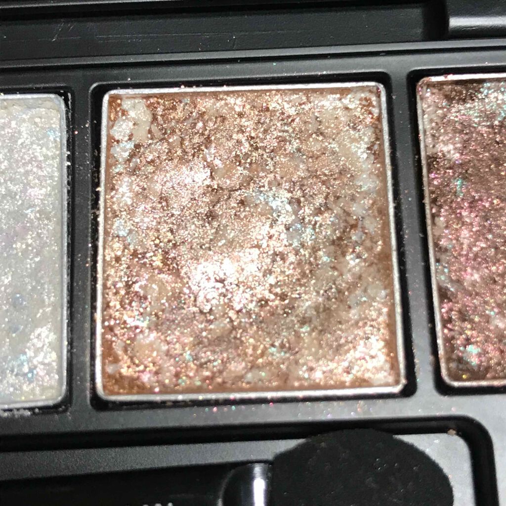 グリッタープリズム シャドウ/MISSHA/グリッターを使ったクチコミ(1枚目)