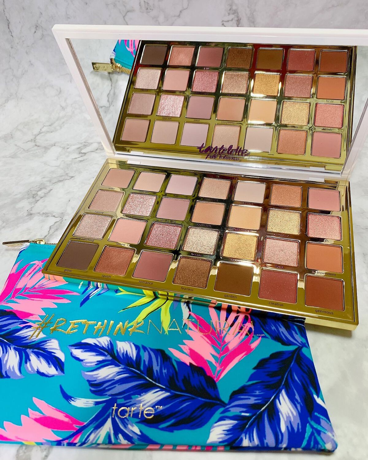 タルトレット フル ブルーム アマゾニアンクレイ パレット/tarte/アイシャドウパレットを使ったクチコミ(1枚目)