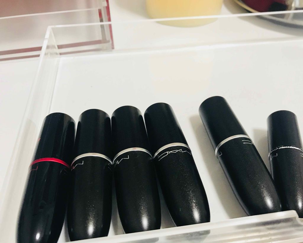 ルージュ ヴォリュプテ シャイン/YVES SAINT LAURENT BEAUTE/口紅を使ったクチコミ(2枚目)