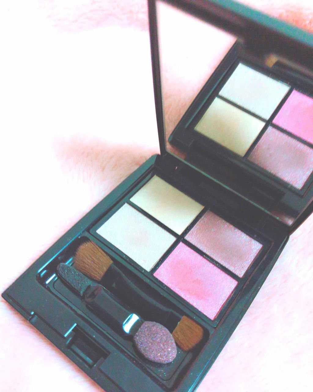 ミネラルクラッシィシャドー/エトヴォス/アイシャドウパレットを使ったクチコミ(2枚目)