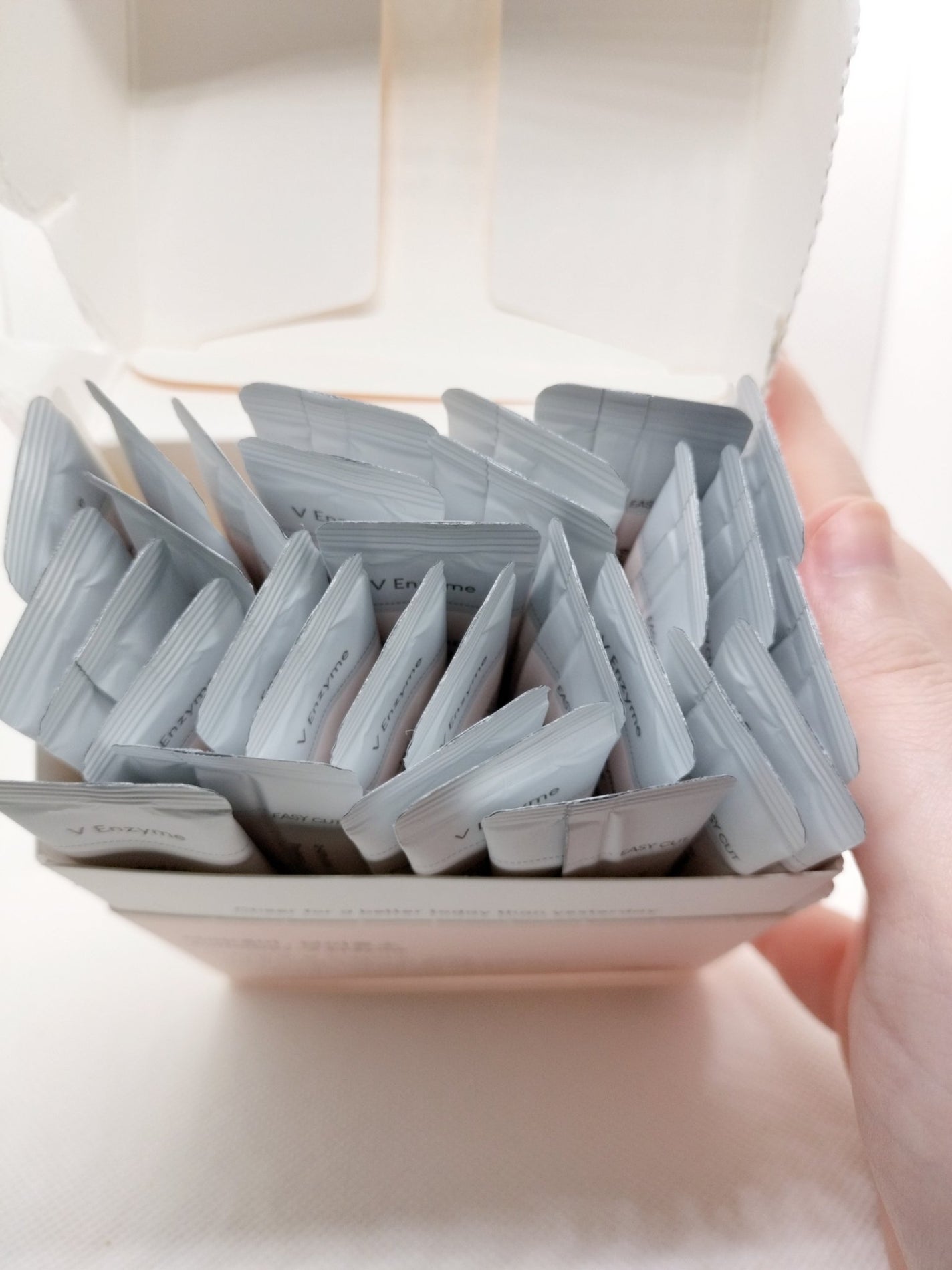 サファーデイ V酵素/canteen9/ボディサプリメントを使ったクチコミ(5枚目)