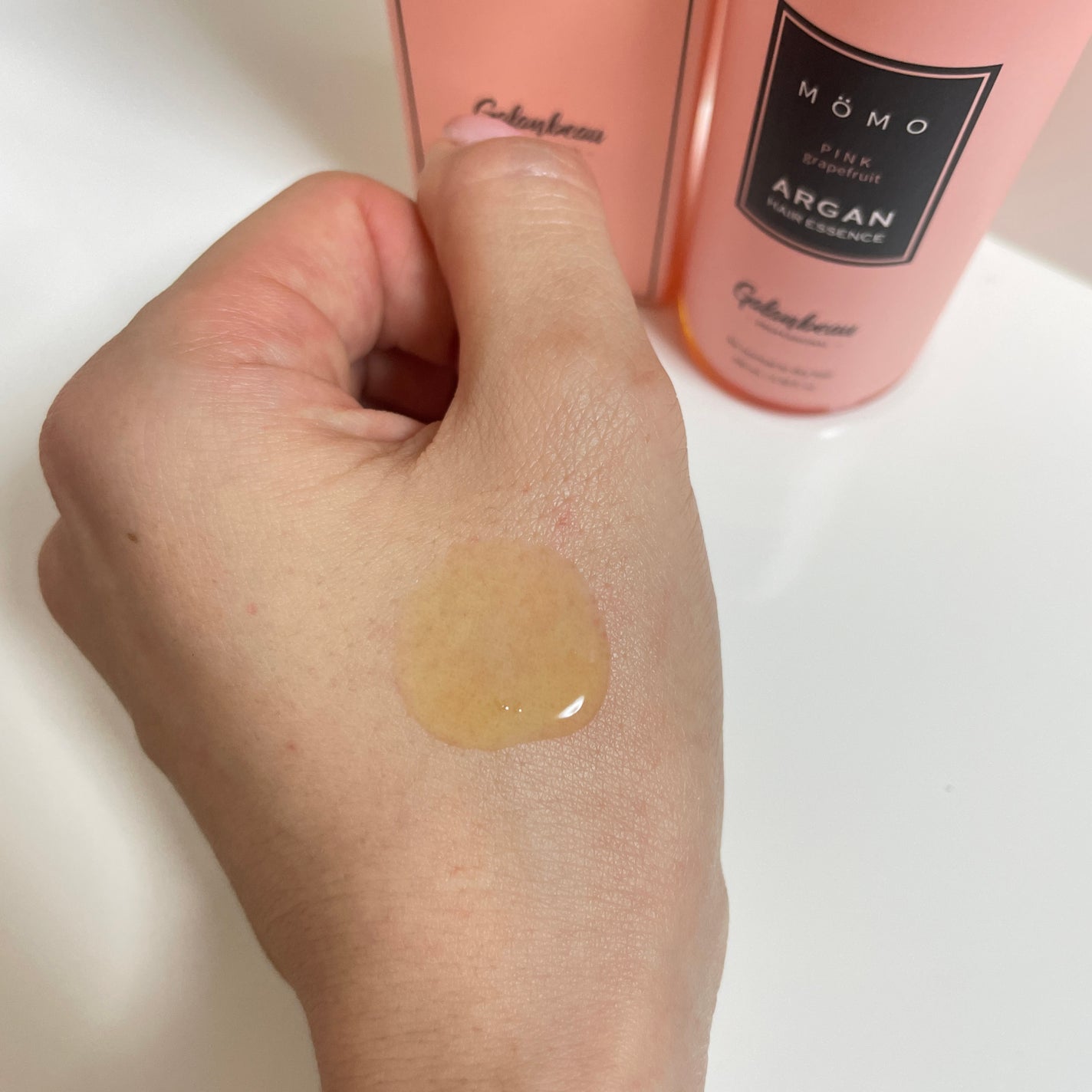 モモアルガンヘアエッセンス/ガランビュー/ヘアオイルを使ったクチコミ(2枚目)