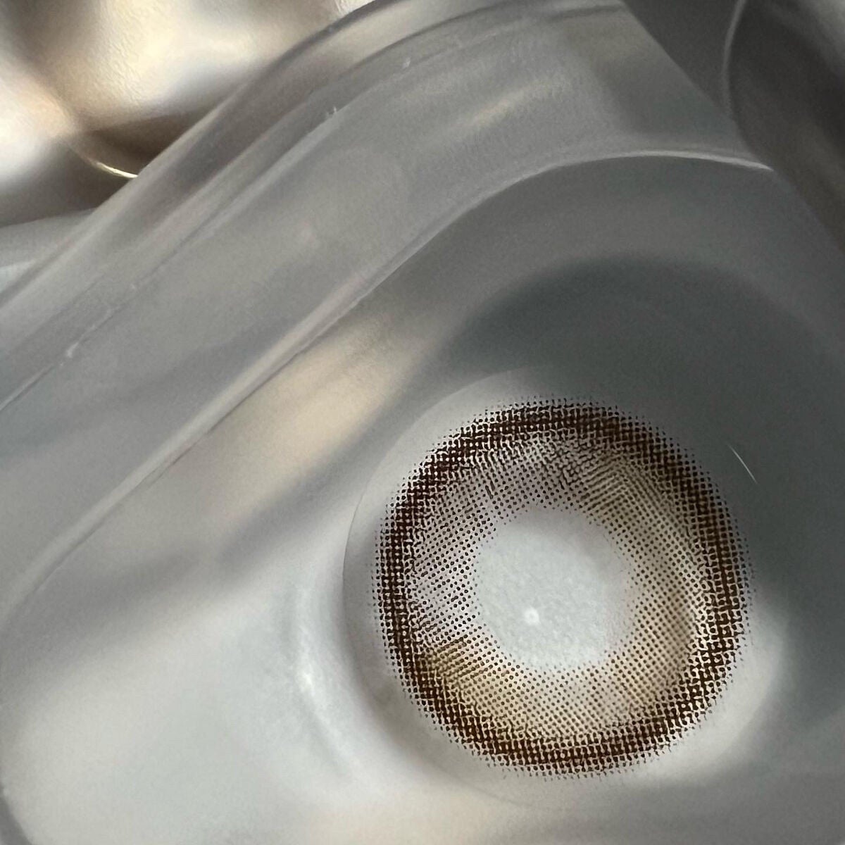 POLARIS/i-sha/カラーコンタクトレンズを使ったクチコミ(3枚目)