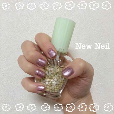 大人気マグネットネイル❤︎
❤︎New Nail❤︎

今話題のマグネットネイルしようと思ったら
磁石無くてグリッターネイルに...😂
でも可愛いから大成功🌟


#コスメ #コスメオタク #コス