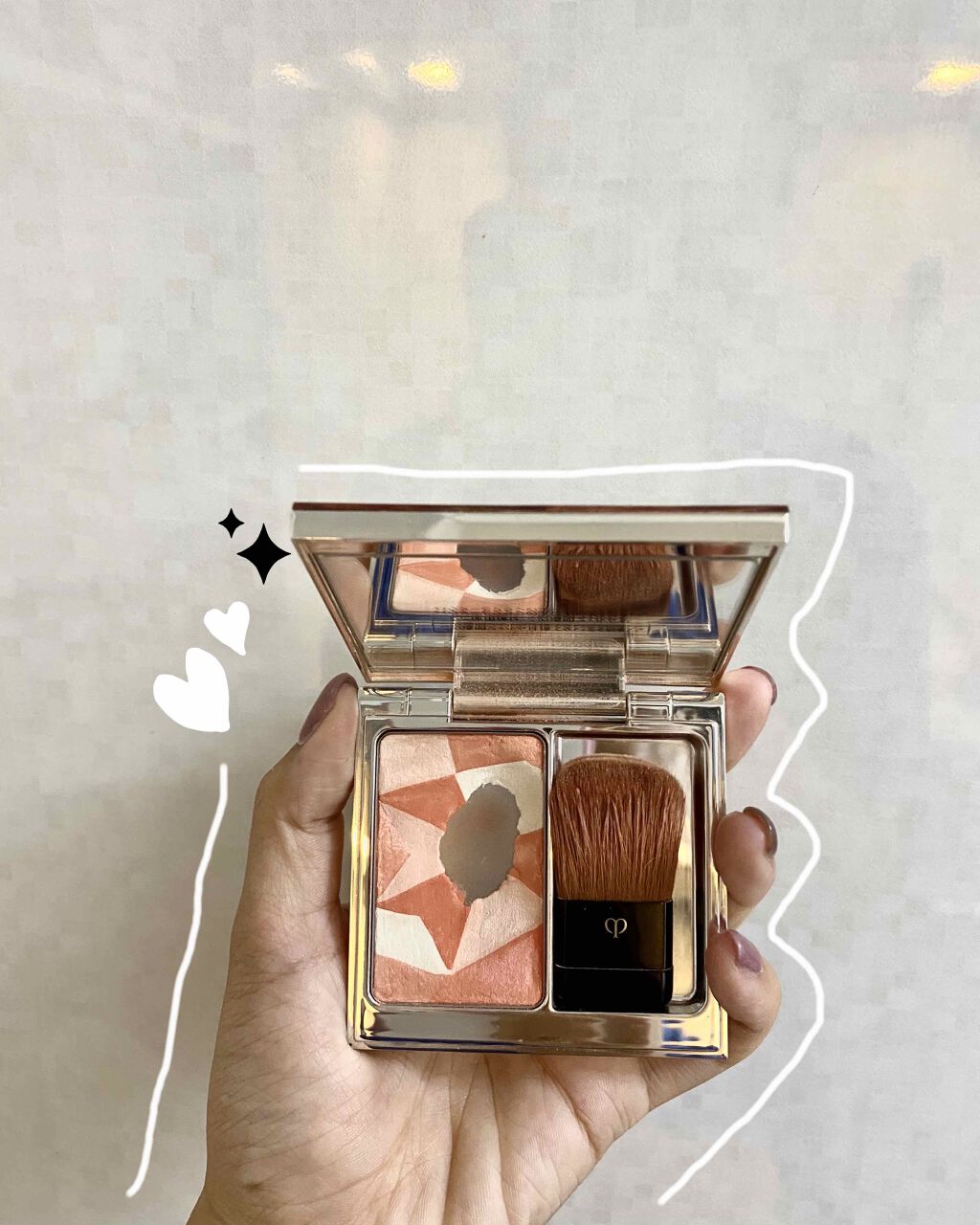 クレ・ド・ポー ボーテ レオスールデクラ/クレ・ド・ポー ボーテ/パウダーハイライトを使ったクチコミ（1枚目）