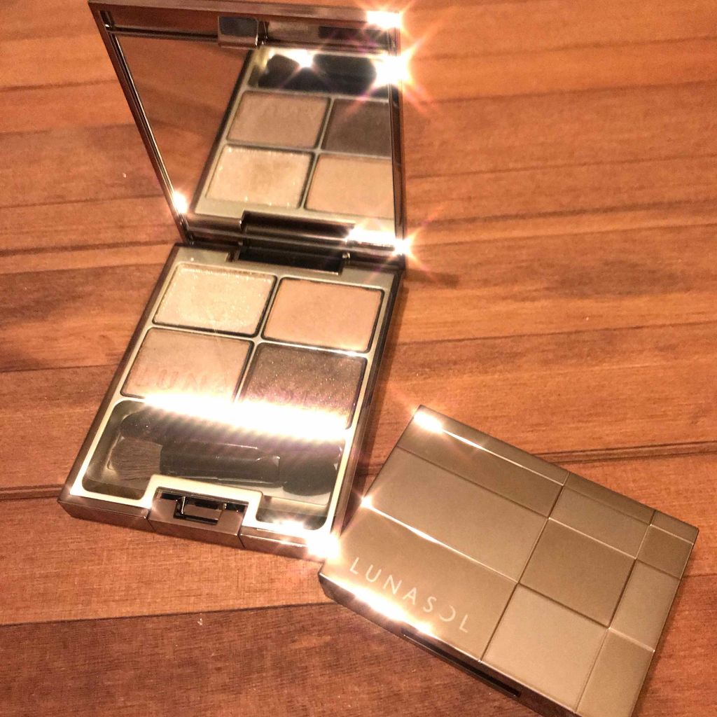 スキンモデリングアイズ/LUNASOL/アイシャドウパレットを使ったクチコミ(1枚目)
