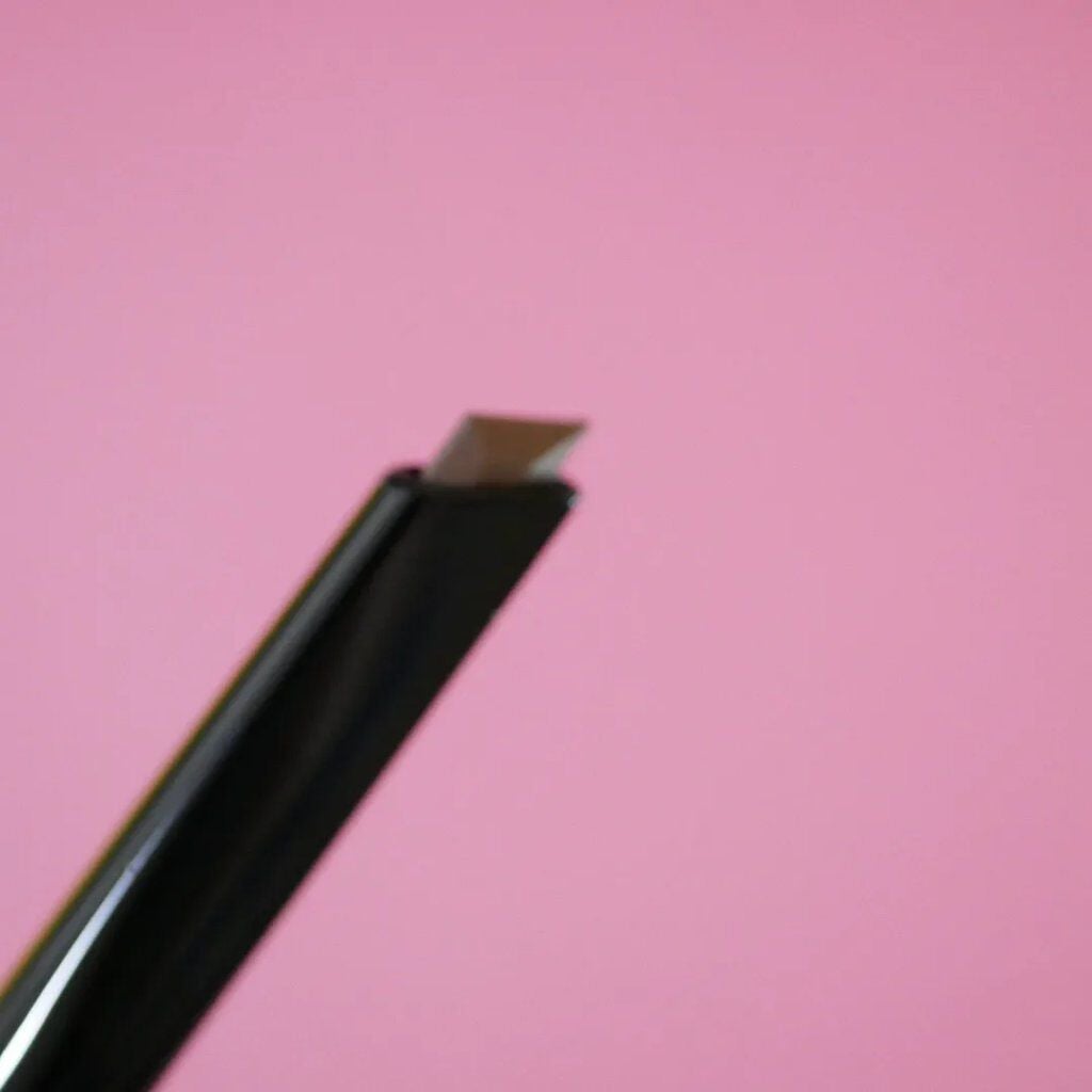 パーフェクトリー ディファインド ロングウェア ブロー ペンシル/BOBBI BROWN/アイブロウペンシルを使ったクチコミ(3枚目)