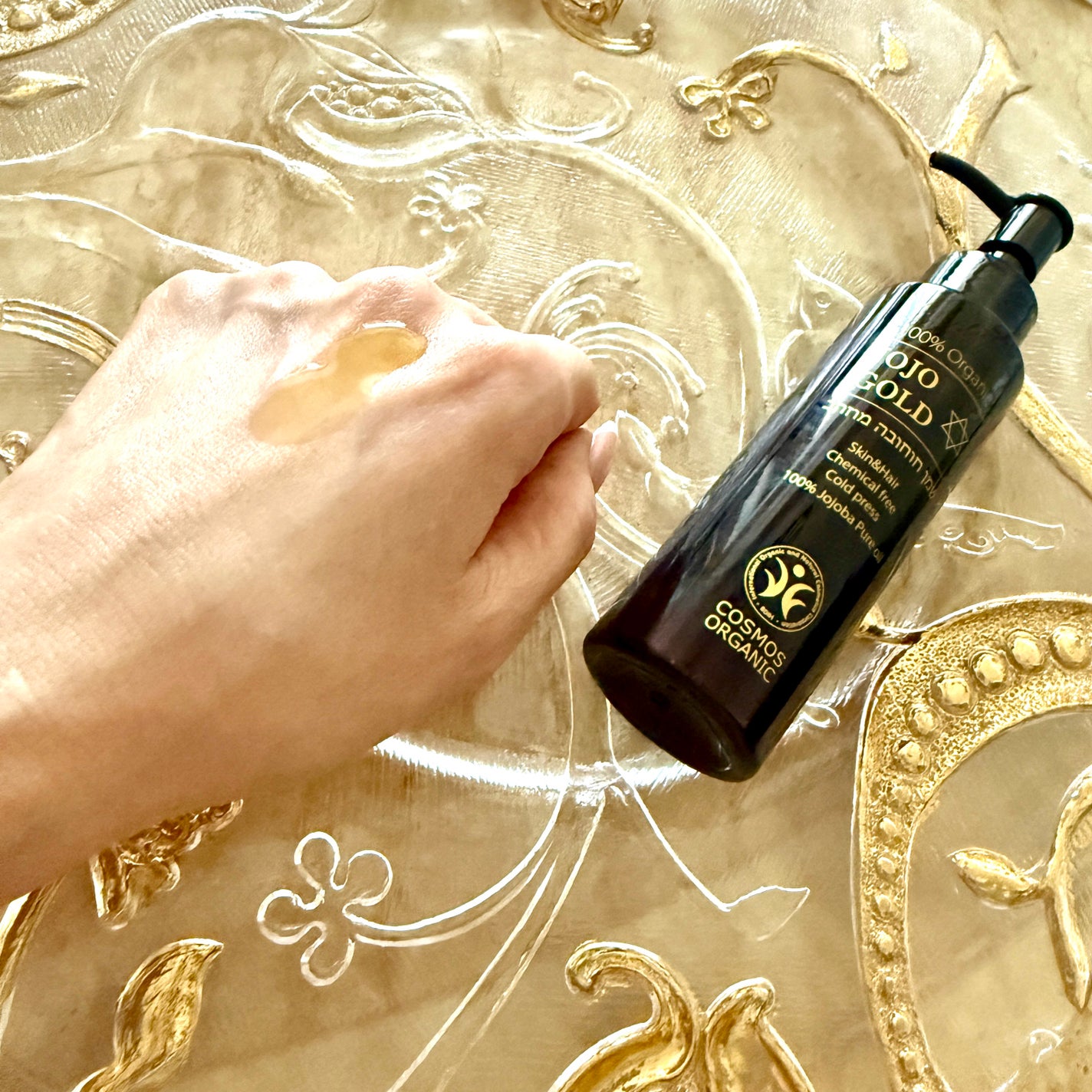 Shiho Arai on LIPS 「【オーガニックゴールデンホホバオイル『JOJOGOLD』】お試..」(3枚目)