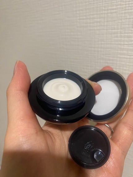 GUERLAIN オーキデ アンペリアル ザ クリームのクチコミ「GUERLAIN
オーキデ アンペリアル ザ クリーム
#R_n ちゃん結婚式に気合いを入れ.....」(3枚目)