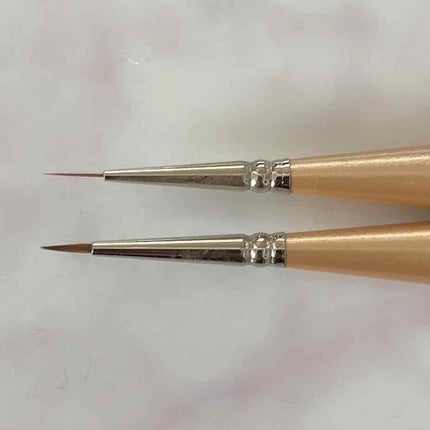 b-r-s(ブルーシュ) 706 ショートライナースリムブラシのクチコミ「私が痛ネイルや細かいアートに使っているジェルブラシの紹介です✨💕
★ b-r-s(ブルーシュ.....」(2枚目)