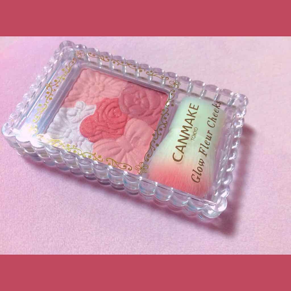 グロウフルールチークス/キャンメイク/パウダーチークを使ったクチコミ（1枚目）