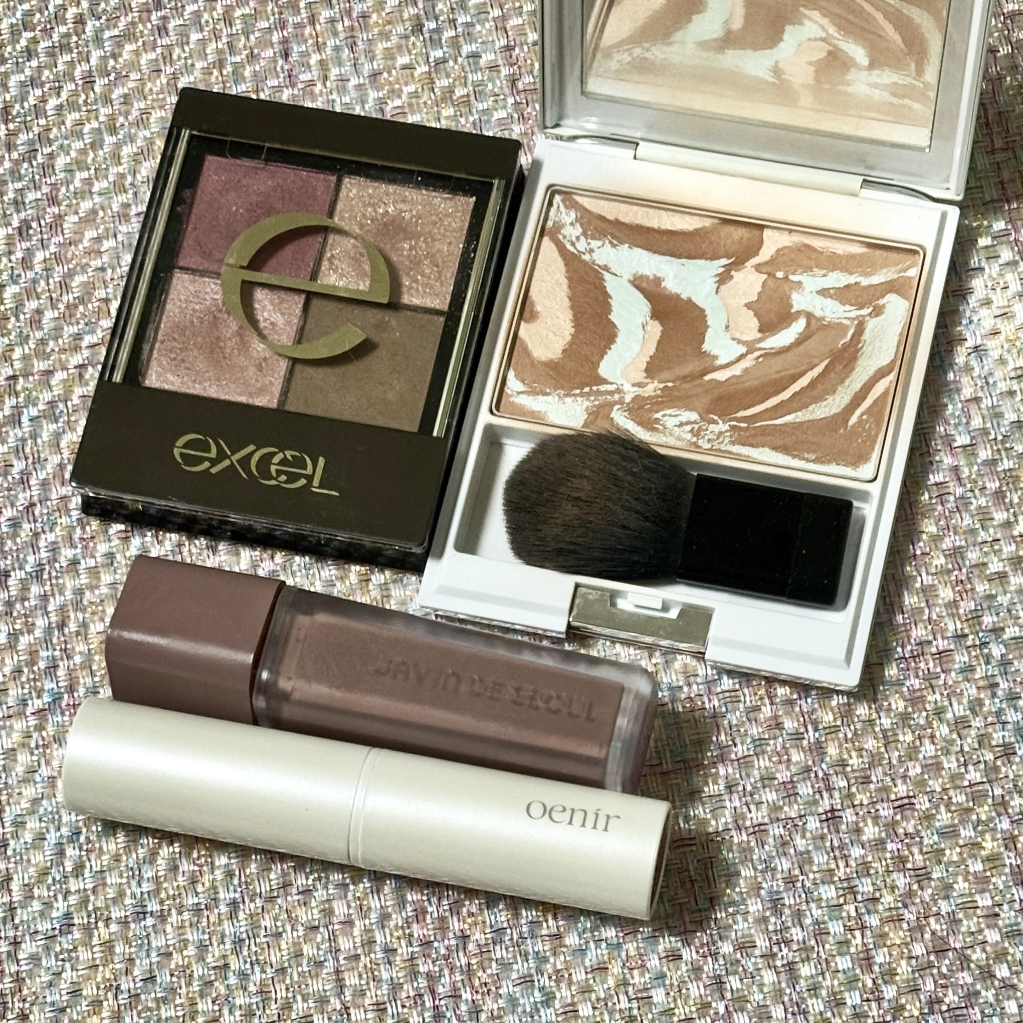 アワーグロウリップ/oenir/口紅を使ったクチコミ（1枚目）